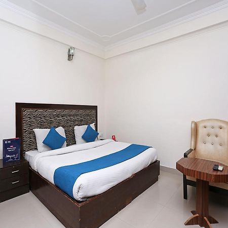 Oyo 10425 Queens Pearl Inn Dehradun Exteriör bild
