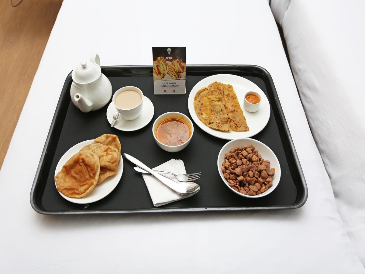 Oyo 10425 Queens Pearl Inn Dehradun Exteriör bild