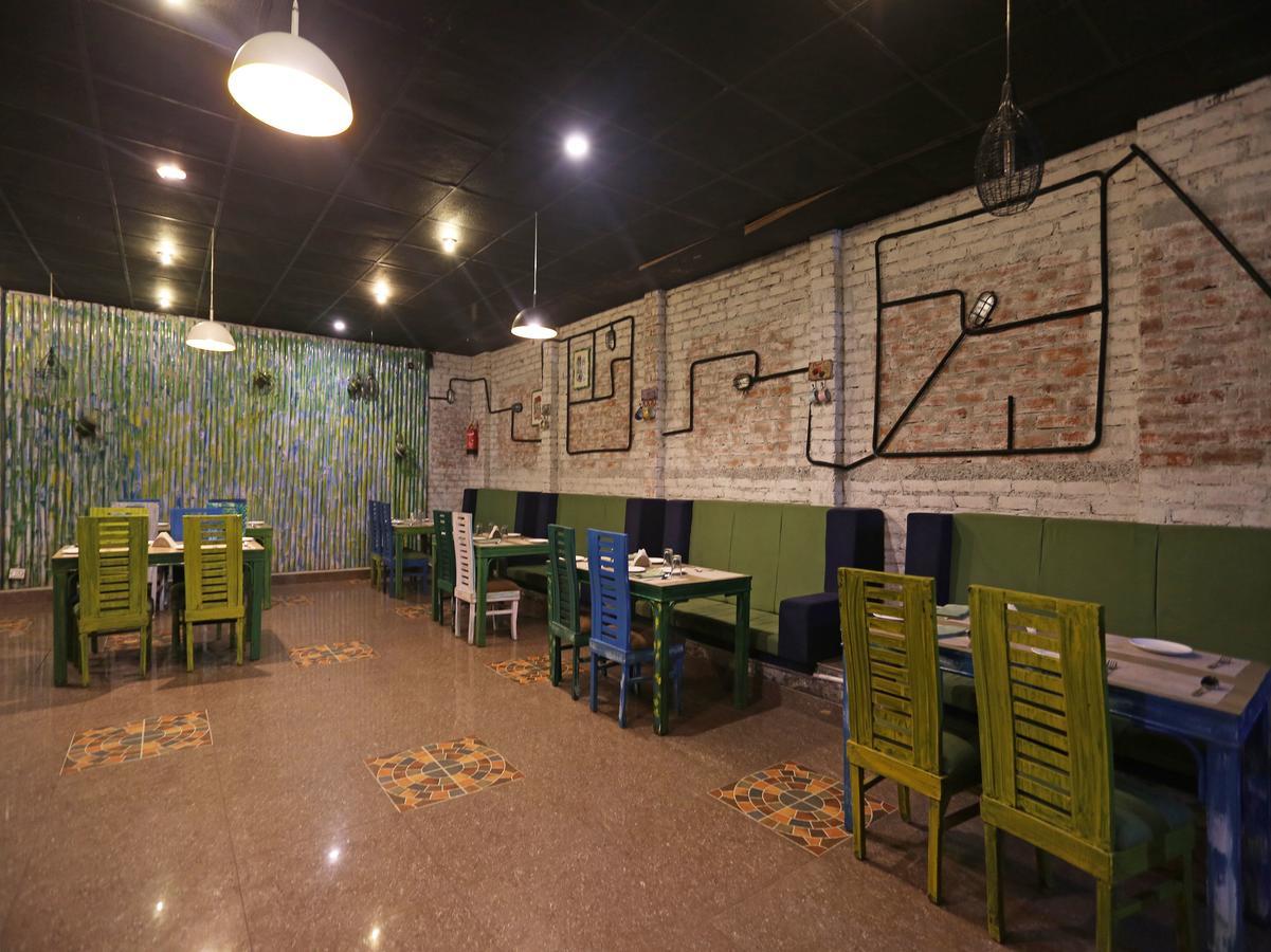 Oyo 10425 Queens Pearl Inn Dehradun Exteriör bild