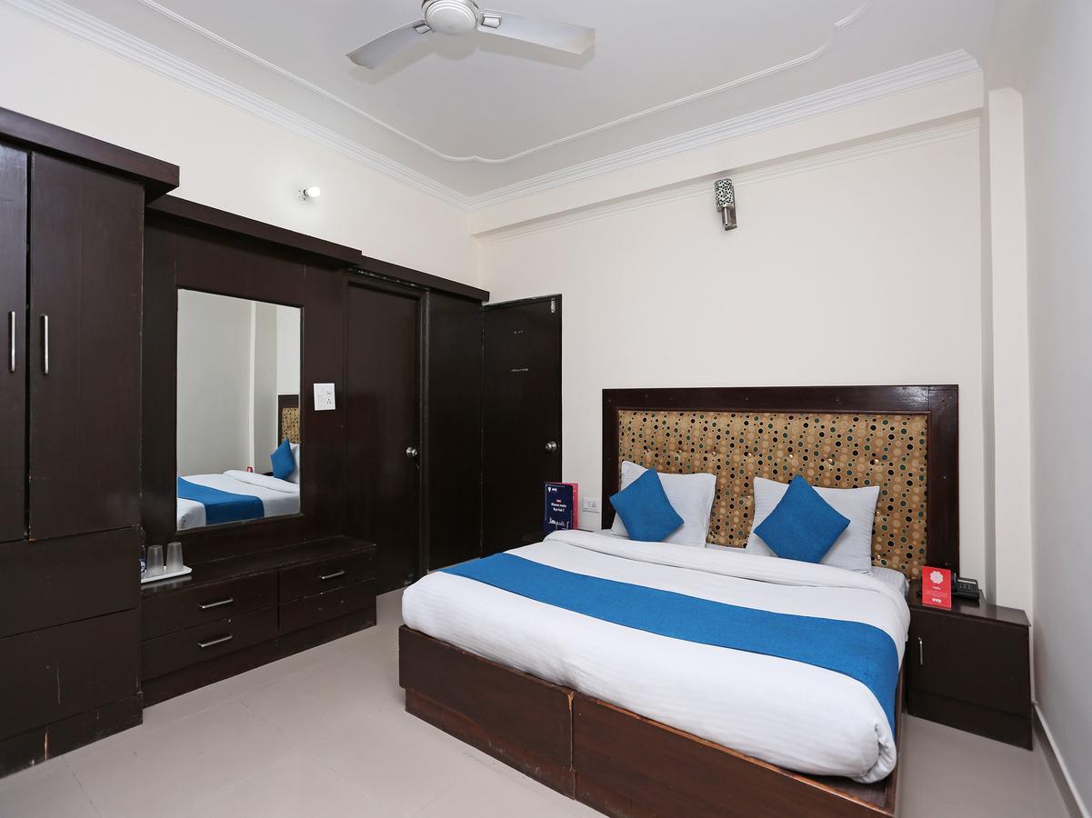 Oyo 10425 Queens Pearl Inn Dehradun Exteriör bild