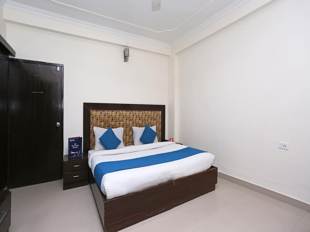 Oyo 10425 Queens Pearl Inn Dehradun Exteriör bild